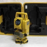 Topcon_Gts-211d_Total_Station_Surveying_Kit_in_Case_No_Reser
